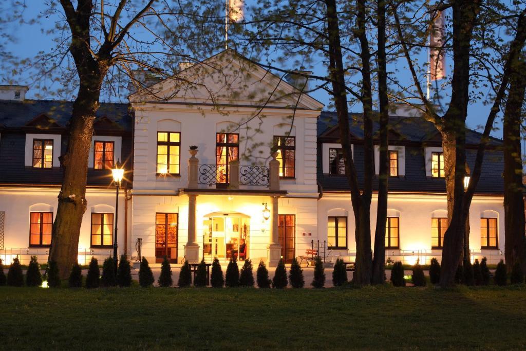 Hotel Dwor Kosciuszko Krakow Ngoại thất bức ảnh